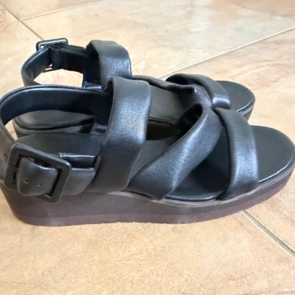 VINCE Skylar leather platform sandals 8.5 $295 NEW - Picture 3 of 7